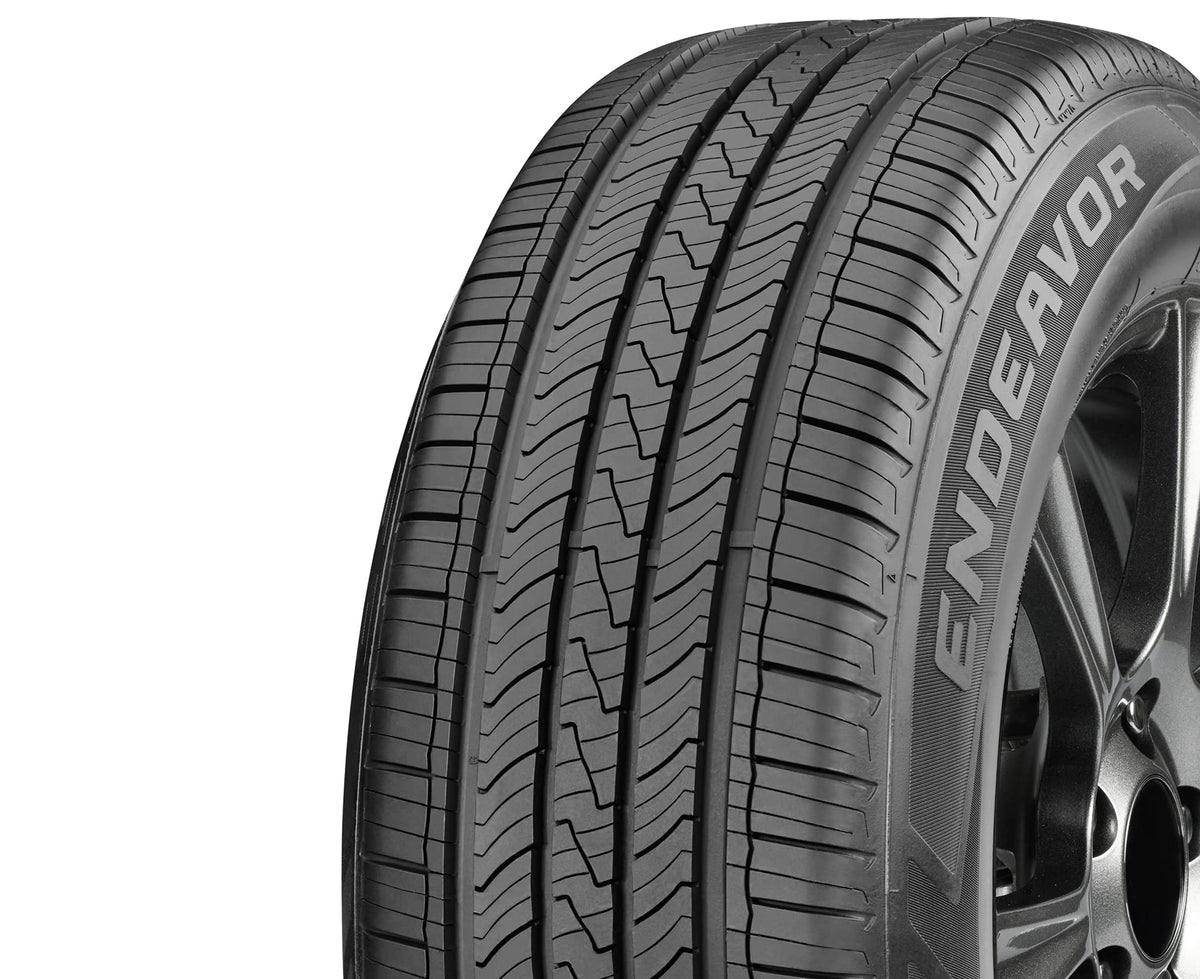 All-Season 215/60R16 95V Tire V7761
