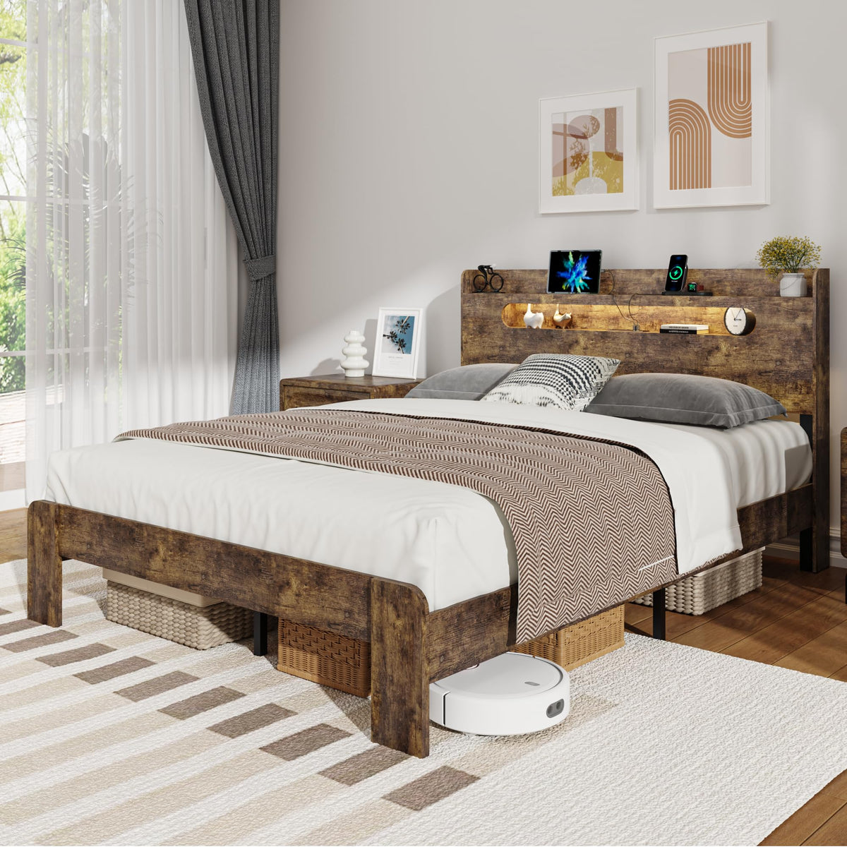 Queen Size Wood Bed Frame with Storage Headboard D21185