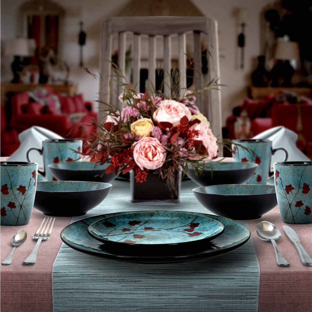 16 Piece Dinnerware Set in Blue C3723